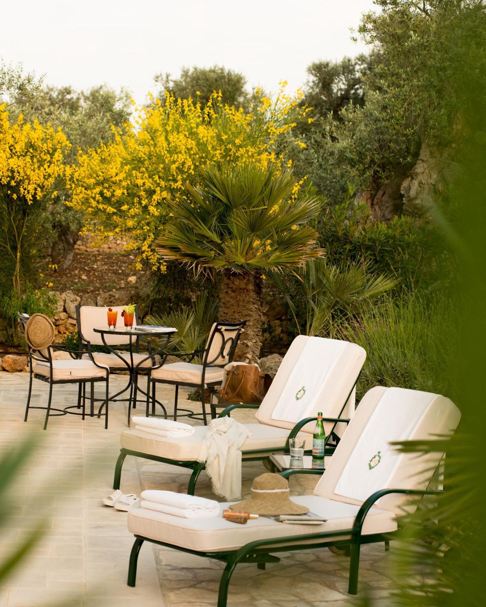 Masseria San Domenico Savelletri Exteriör bild
